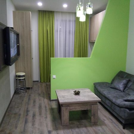 Studio Apartment In Μπατούμι Εξωτερικό φωτογραφία